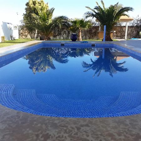 Villa Climatisee Avec Piscine Privee, Ras El Ma Bouarfaten Eksteriør billede