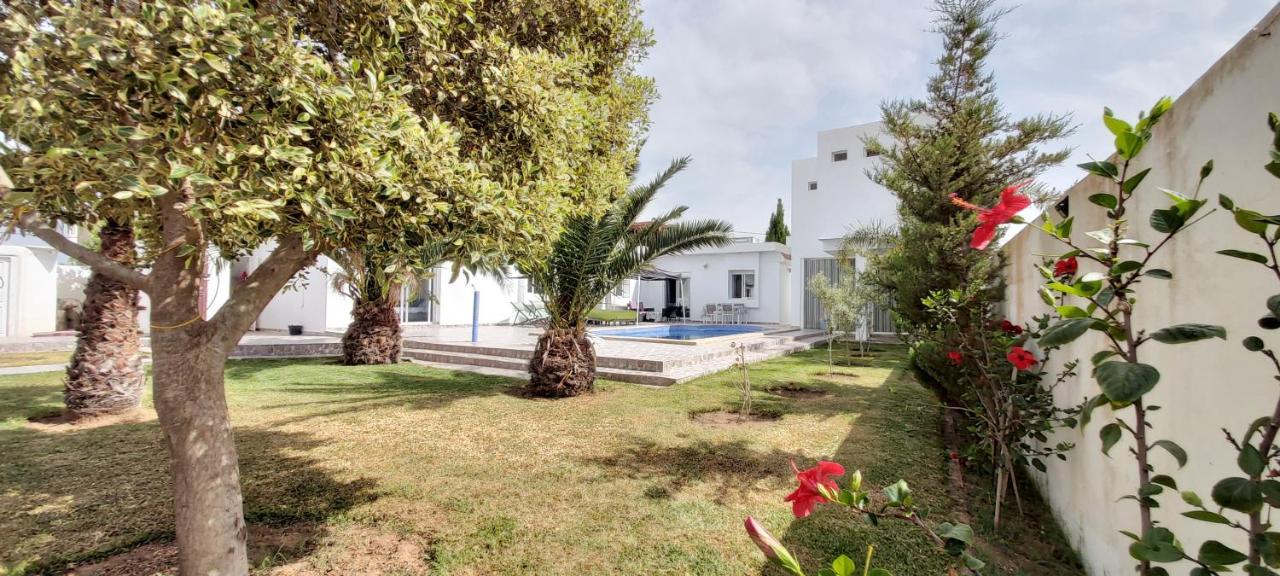 Villa Climatisee Avec Piscine Privee, Ras El Ma Bouarfaten Eksteriør billede