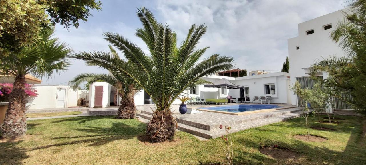 Villa Climatisee Avec Piscine Privee, Ras El Ma Bouarfaten Eksteriør billede